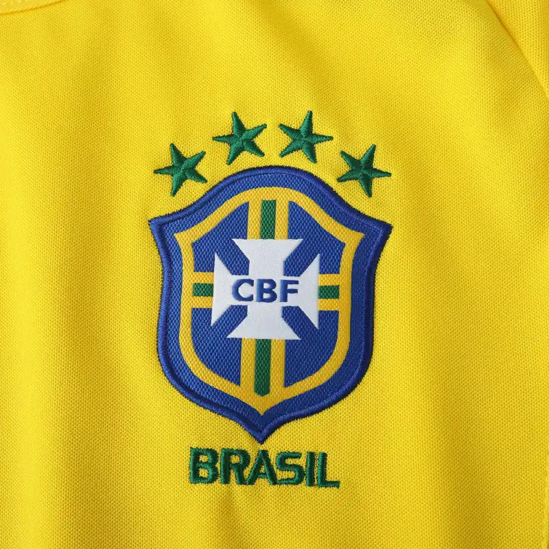 2002 season Brazil home retro Fan version