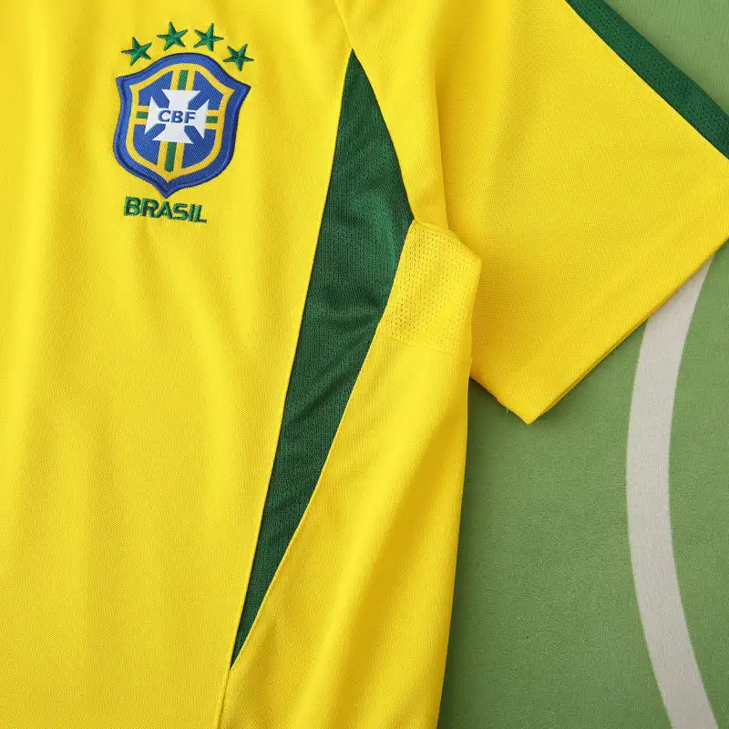 2002 season Brazil home retro Fan version