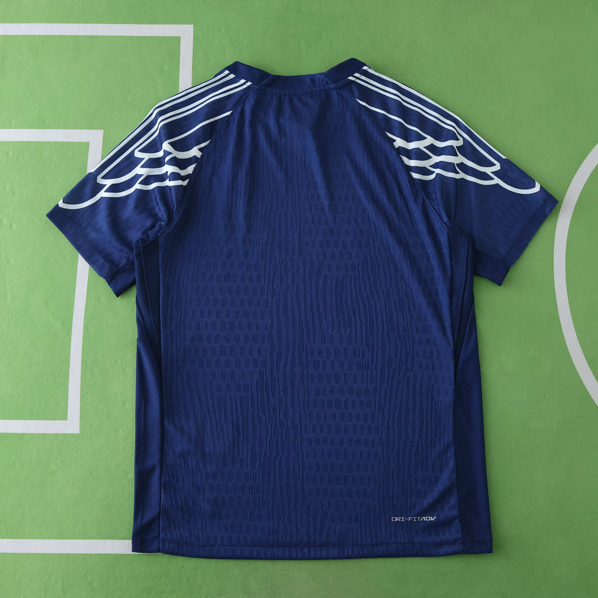 2425 season Paris Saint-Germain F.C. fourth Player version