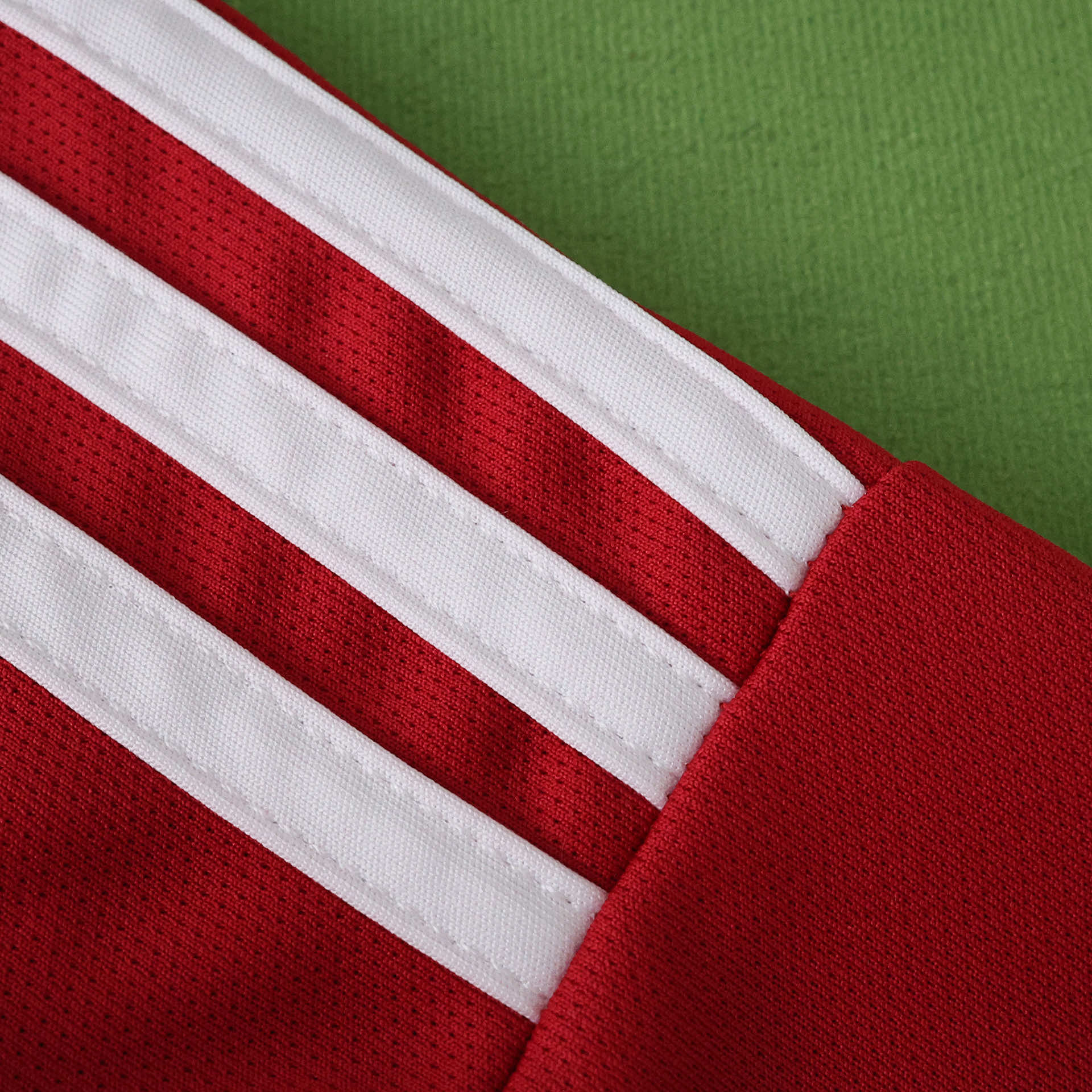 2526 season Liverpool F.C. home Fan version