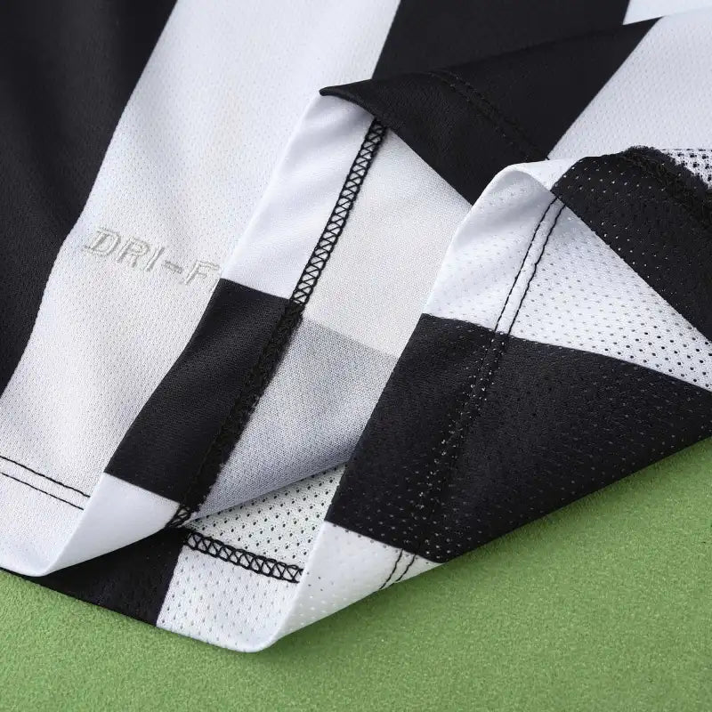 1415 Juventus Football Club home retro Fan version