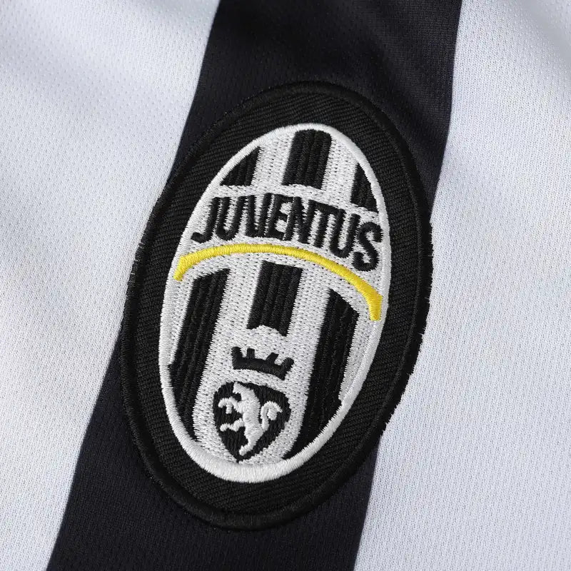 1415 Juventus Football Club home retro Fan version