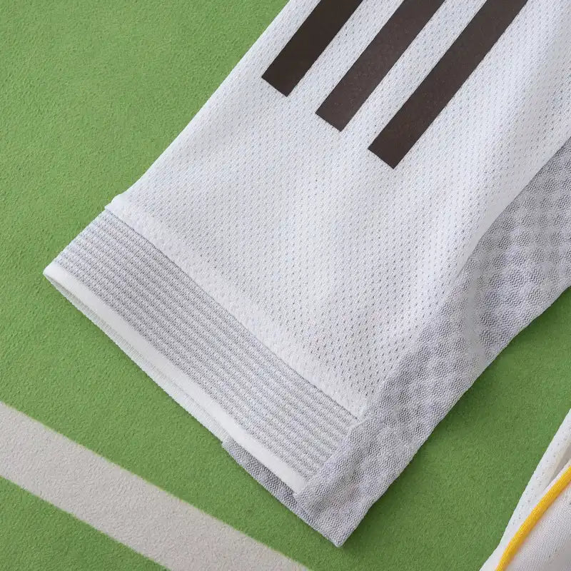 2526 season Real Madrid CF home Long sleeved Player version